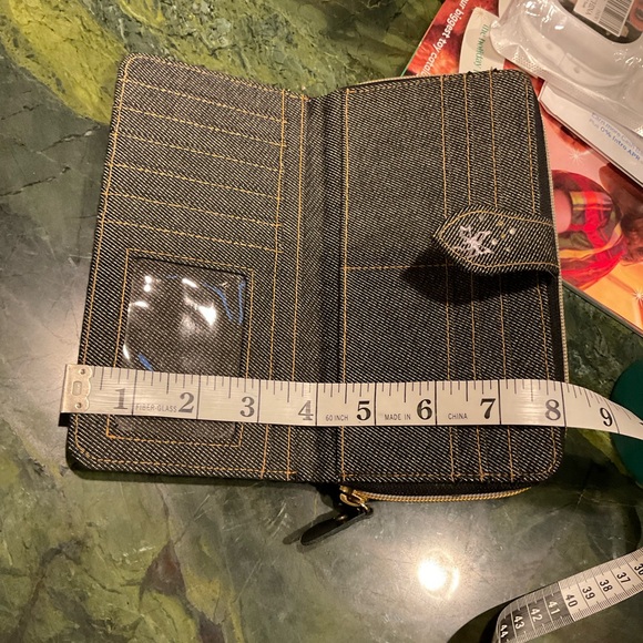 Hand-painted Rhinestones Denim Jean Fold Wallet with Girl Holding Rabbit NWOT - Picture 11 of 12